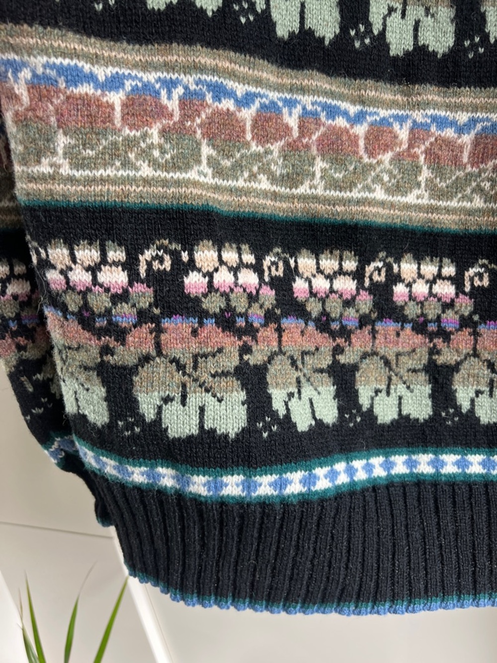 Vintage Deans of Scotland 100% Shetland Wool Turtleneck Sweater - Picture 5 of 12